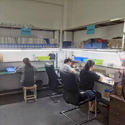 品質檢測設備和團隊